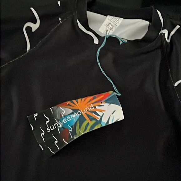 NWT UPF 50 long sleeves tee shirt M - Picture 2 of 7